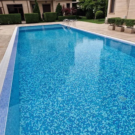 Amara Σάνι Μπιτς